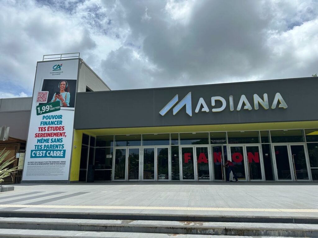 AFFICHAGE GRAND FORMAT CREDIT AGRICOLE